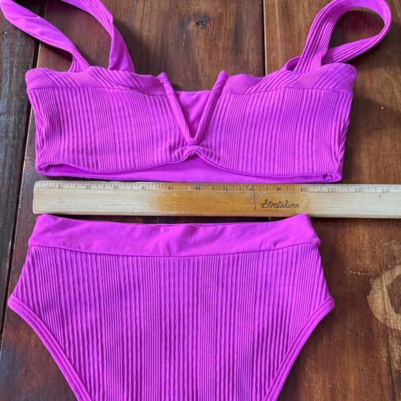 Vibrant Pink Ribbed L Space Bikini Set Size Small Bitsy Cut - Picture 4 of 5